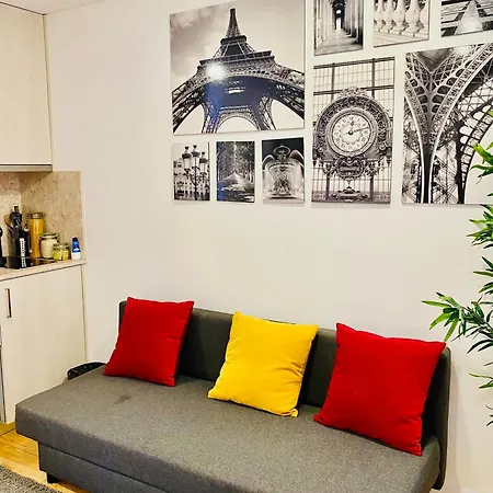 Modern, Cozy Flats In The Heart Of