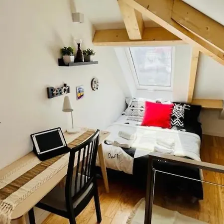 Modern, Cozy Flats In The Heart Of
