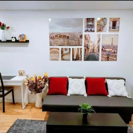 Modern, Cozy Flats In The Heart Of *