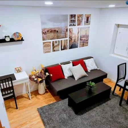 شقة Modern, Cozy Flats In The Heart Of