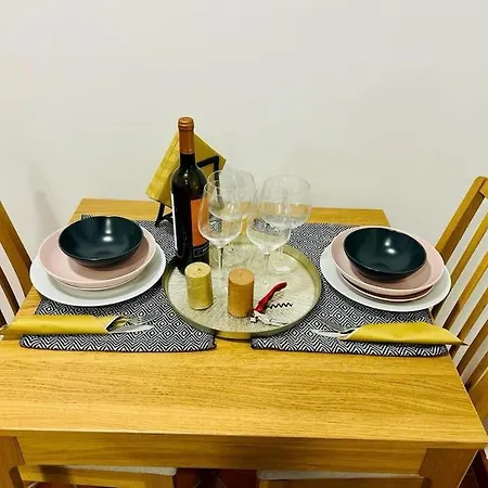 Modern, Cozy Flats In The Heart Of شقة Lisboa