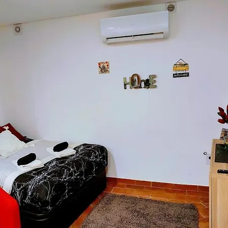 Modern, Cozy Flats In The Heart Of شقة