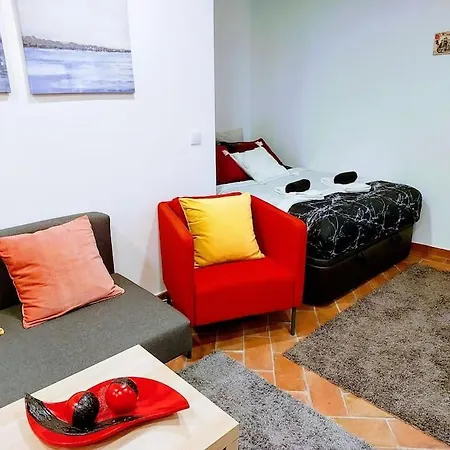 شقة Modern, Cozy Flats In The Heart Of